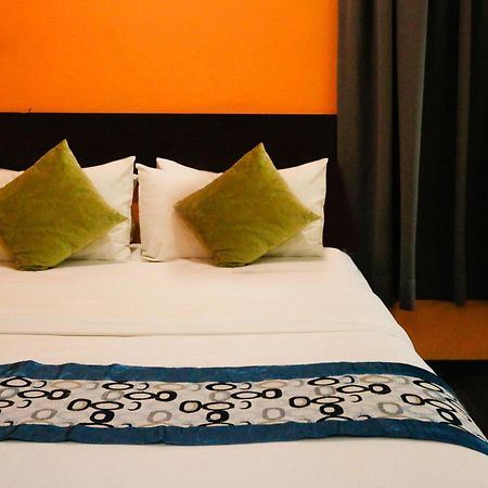 Golden Roof Hotel Ampang Ipoh Extérieur photo