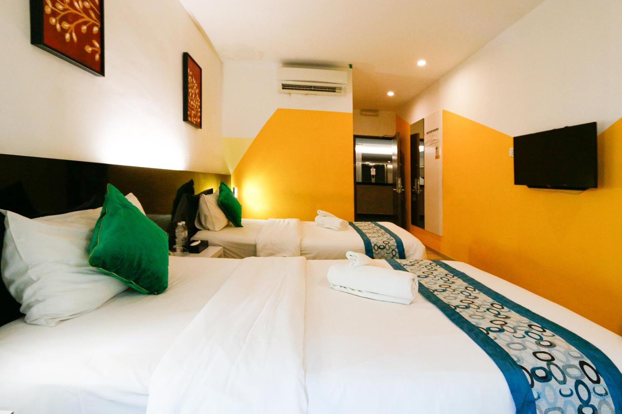 Golden Roof Hotel Ampang Ipoh Extérieur photo