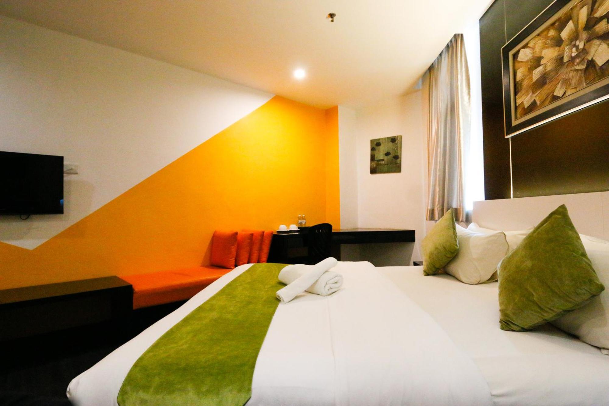 Golden Roof Hotel Ampang Ipoh Extérieur photo