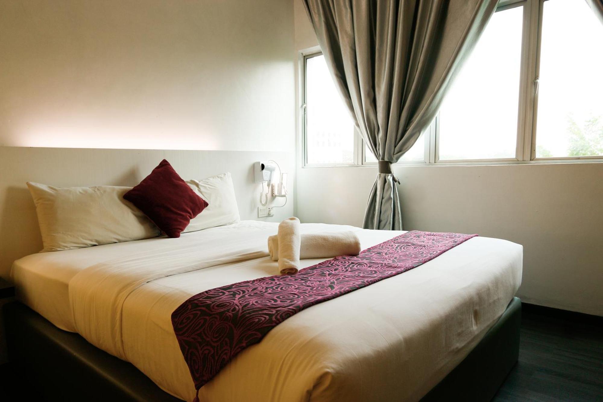 Golden Roof Hotel Ampang Ipoh Extérieur photo